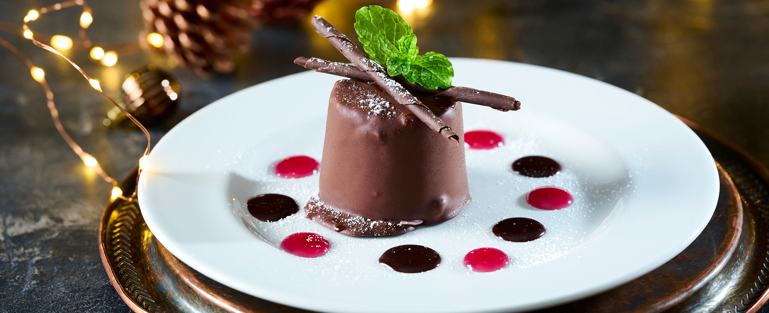 Boxing Day Lunch & Dinner at The Willows in Blackburn